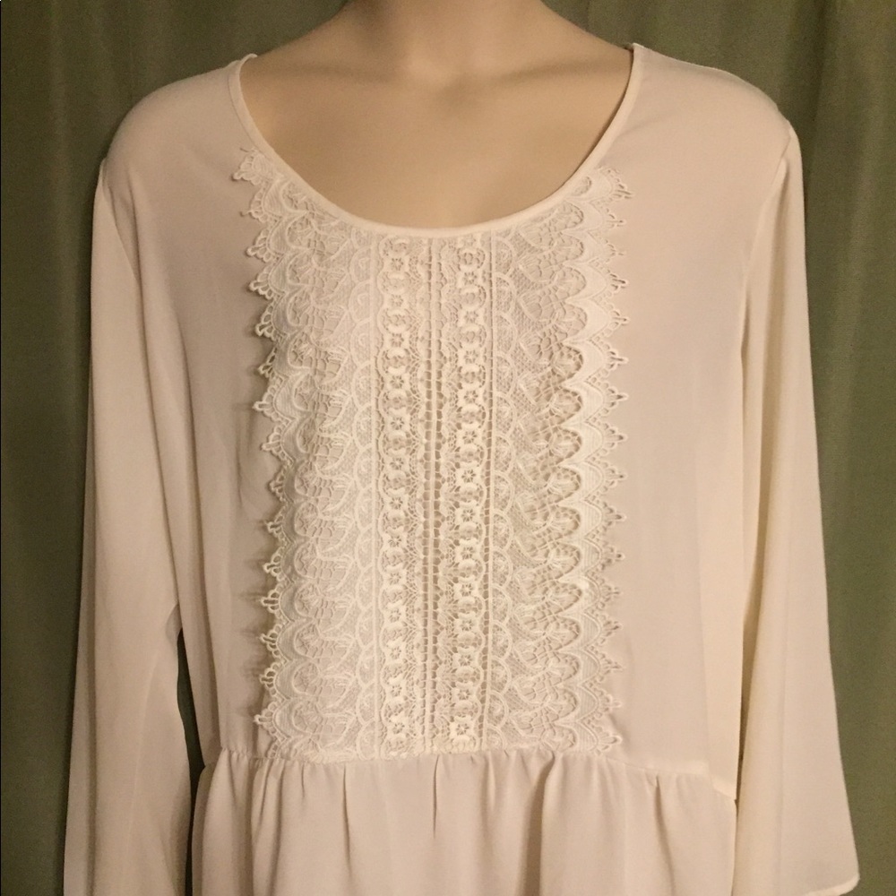Silk white blouse Chelsea studio size 3x.